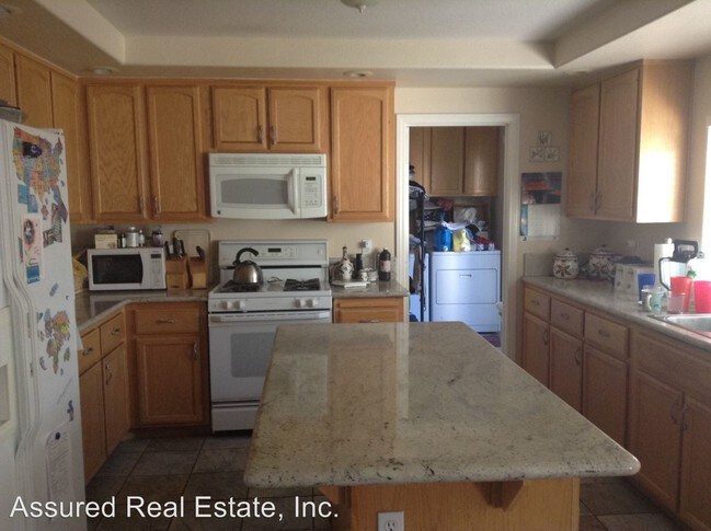 Foto del edificio - 2536 Furnace Creek Ave