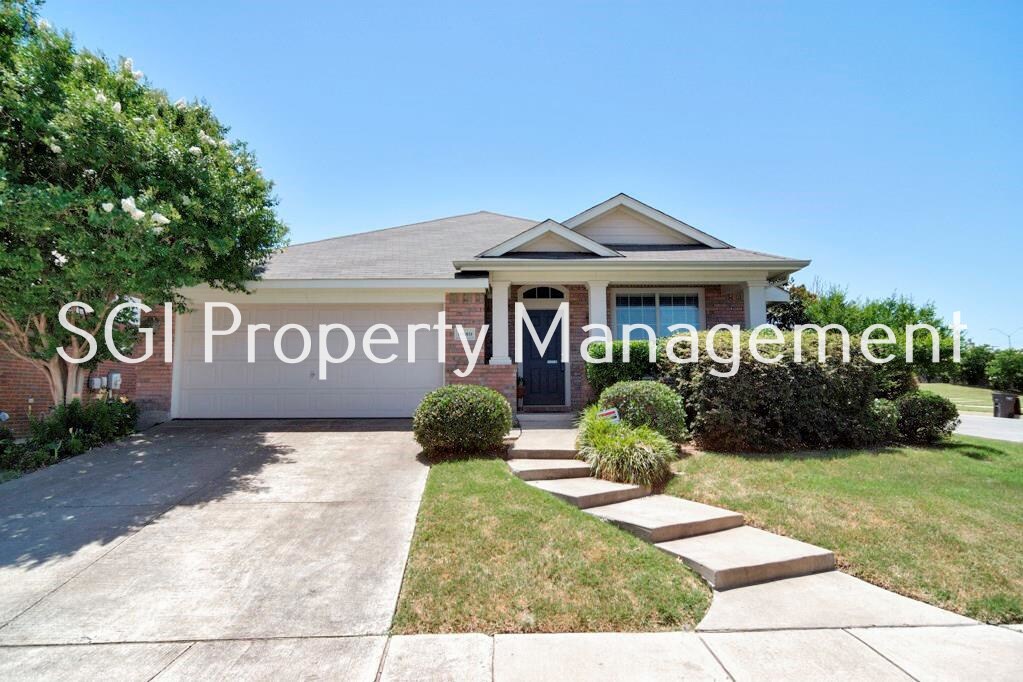 Primary Photo - 9889 Willowick Ave