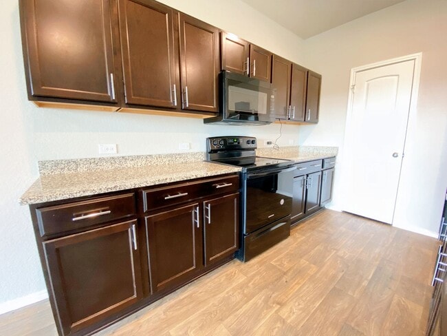 Building Photo - 15016 Upland Willow Rd