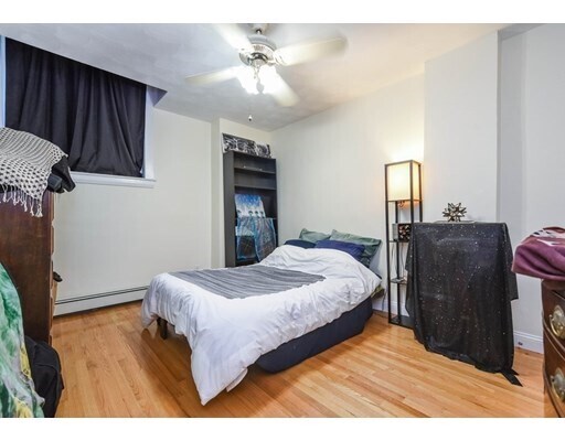 Building Photo - 11 Regent Cir