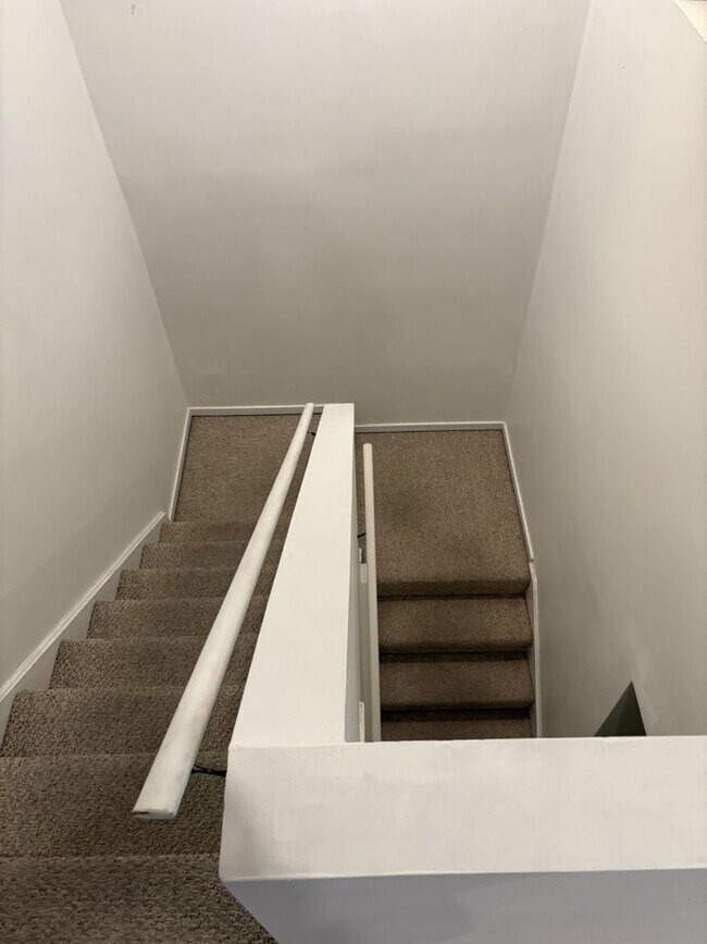 Foto del edificio - Spacious and Lovely Fed Hill 2bd/2ba Condo with CAC, W/D and more!