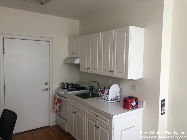 Foto del edificio - 483 Beacon St
