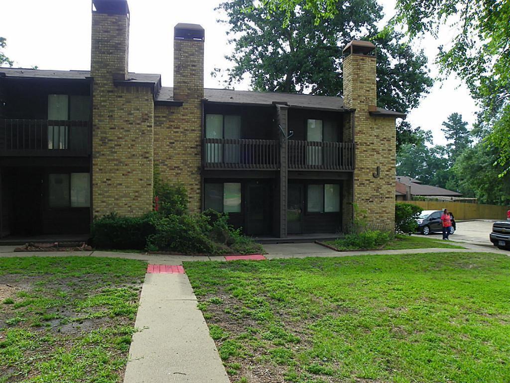 2521 Crosstimbers St Unit J2, Huntsville, TX 77320 Condo for Rent in