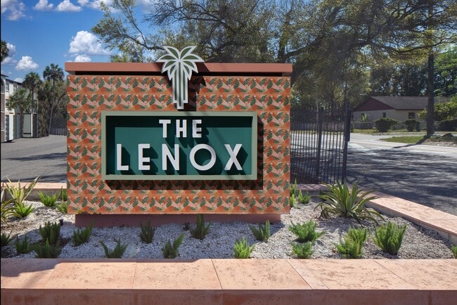 Building Photo - The Lenox Apartments