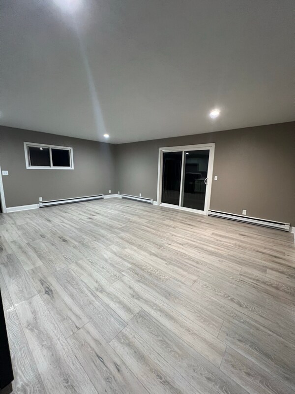 Foto principal - 321 20th Ave S