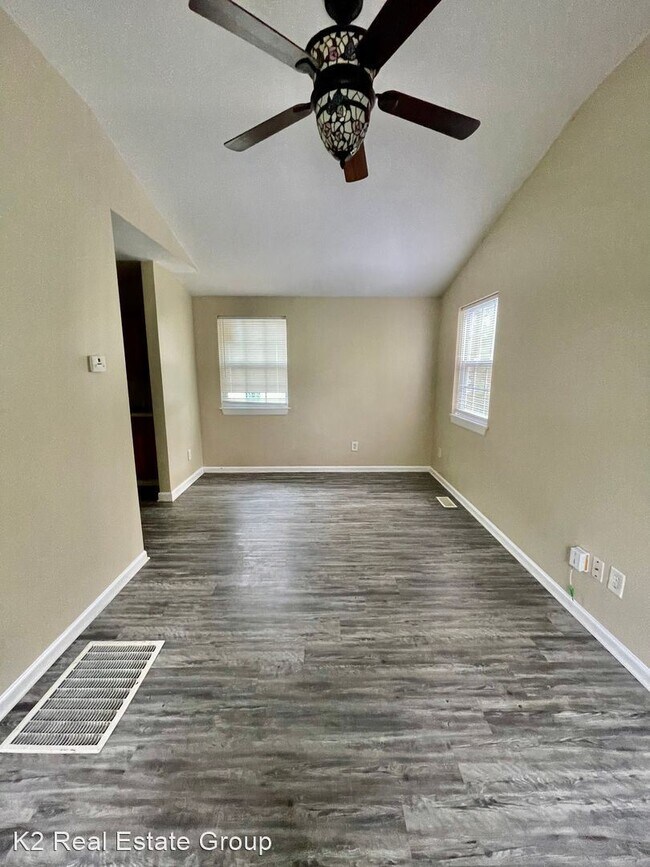 Foto del edificio - 1 br, 1 bath House - 221 Armour Street Unit B