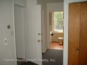 Building Photo - 219 S Taylor St
