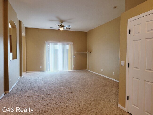 Building Photo - 3 br, 2 bath House - 682 S Lawson Dr