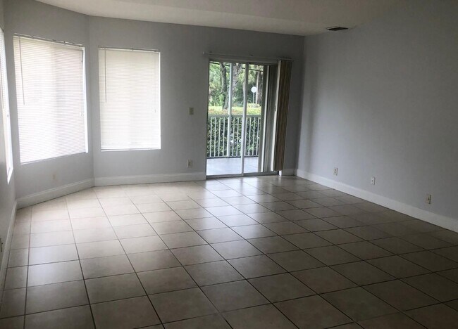 Foto del edificio - 815 W Boynton Beach Blvd