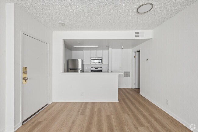 Estudio - 575 pies cuadrados - Comedor - The Westbury