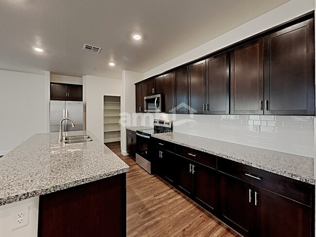 Building Photo - 307 Cape Seville Place