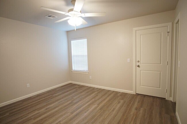 Foto del edificio - 4310 NE 119th St
