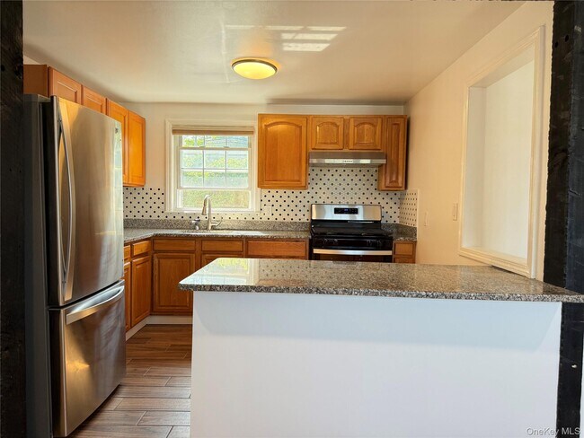 Foto del edificio - 270 Gainsborg Ave E