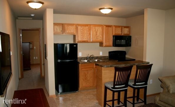 Foto principal - 1 br, 1 bath Apartment - 795 Bentley Dr