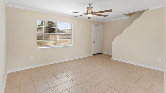 Foto del edificio - 40429 W Hernandez Ave