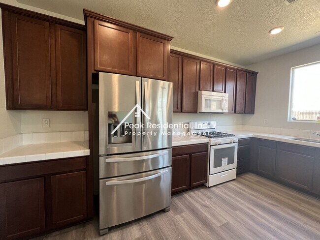 Foto del edificio - Spacious 5bd/3ba Stockton Home!