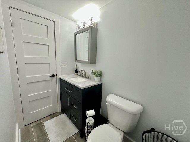 Building Photo - 528 E 37th St