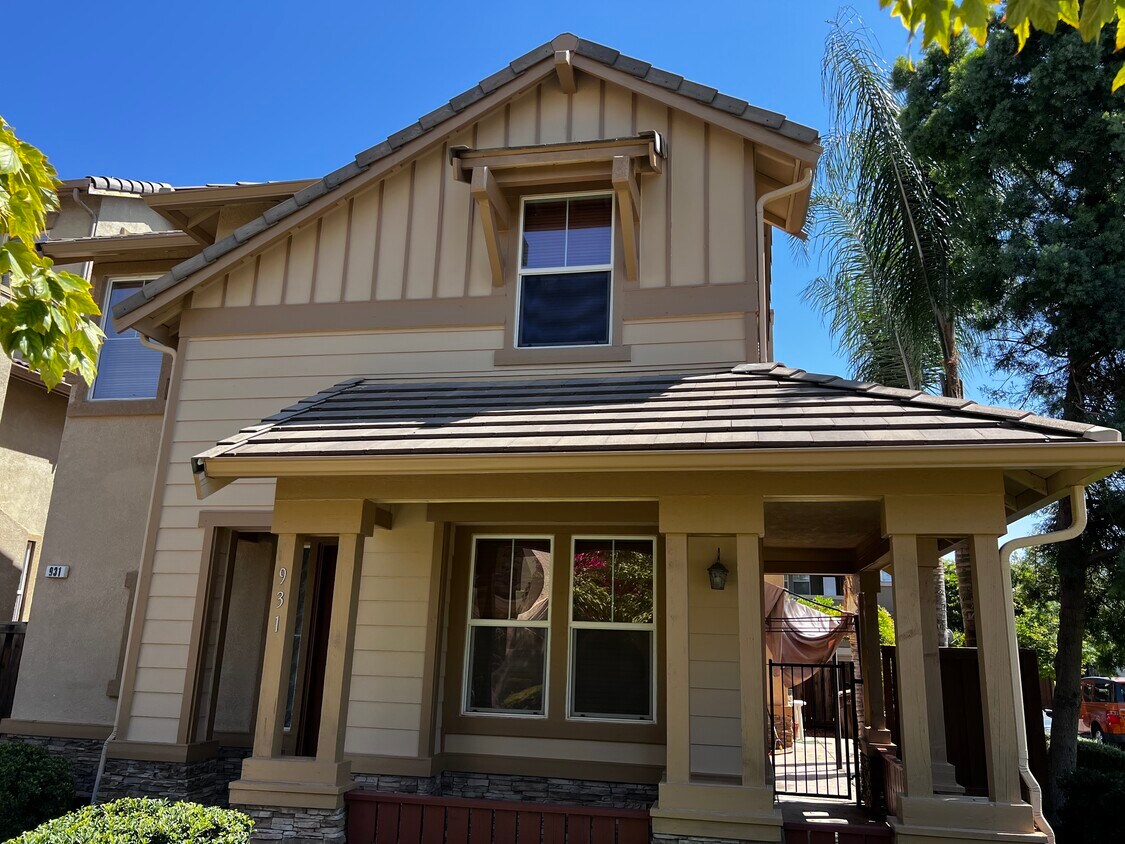 Foto principal - 931 Oxford Ln