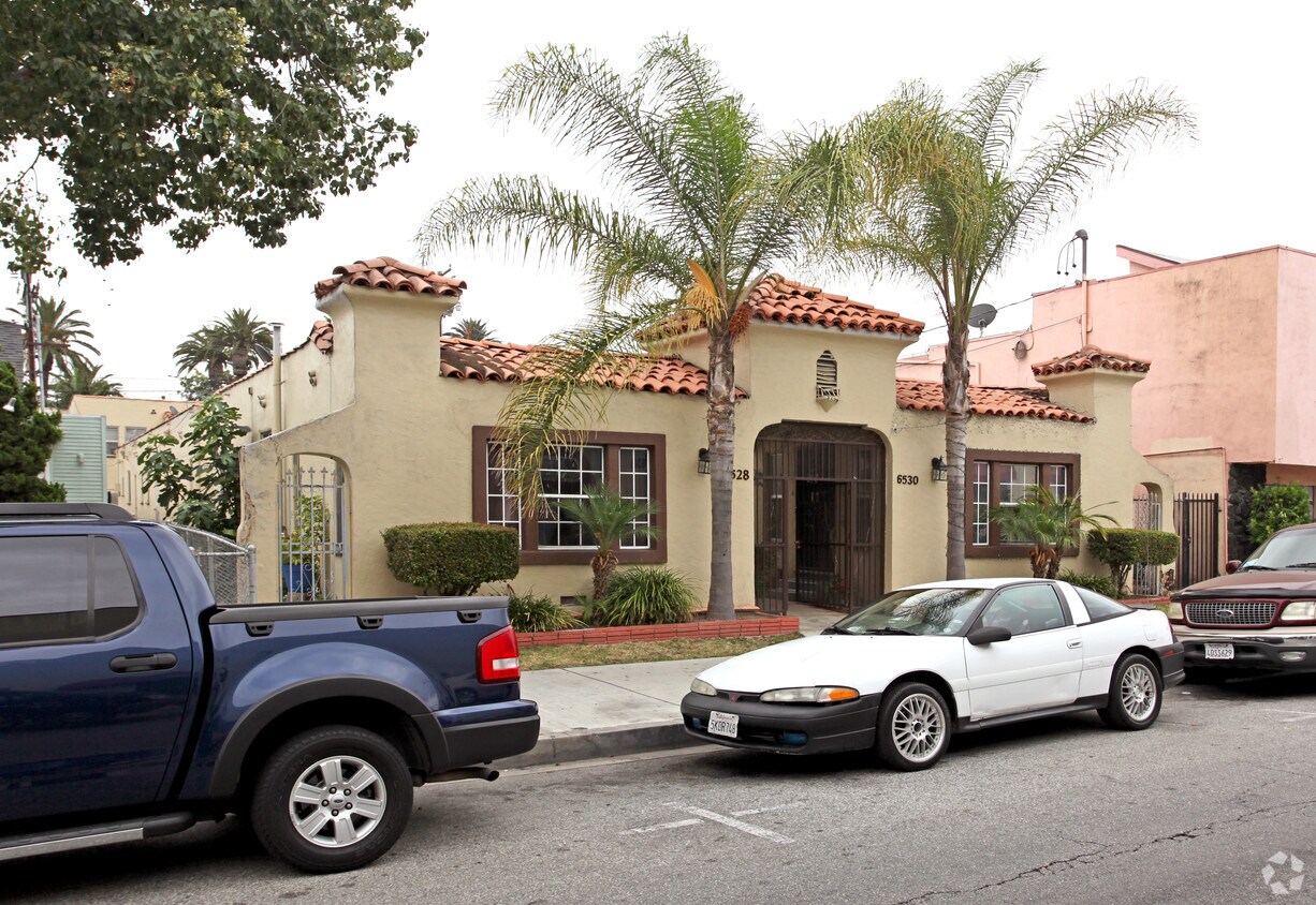 Primary Photo - 6528 Seville Ave