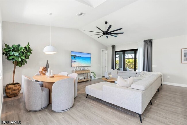 Foto del edificio - 4600 Key Largo Ln