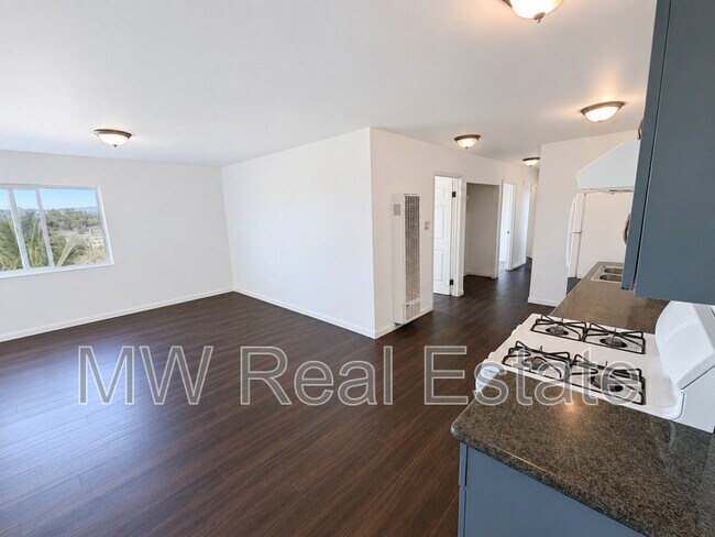 Foto del edificio - 238 E 81st St