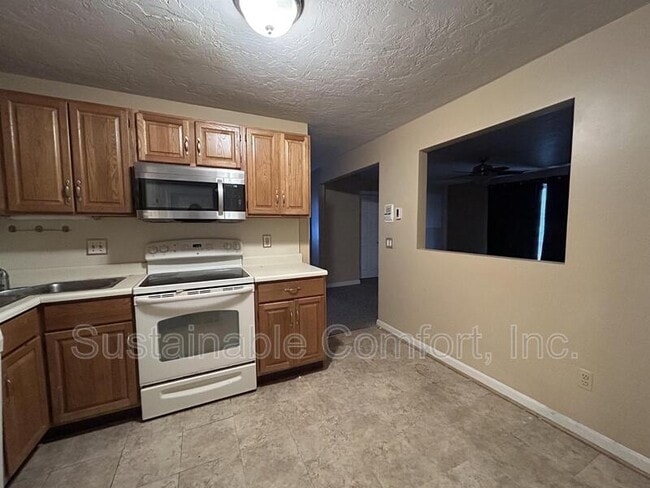 Building Photo - 51 Alvarado Ave