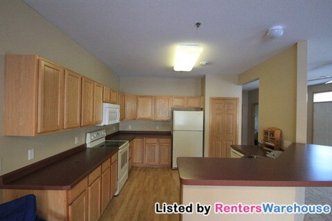 Building Photo - 11313 Aberdeen Cir NE