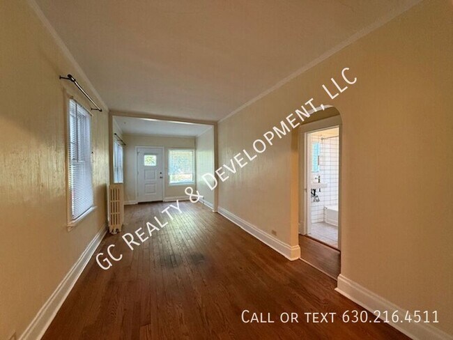 Foto del edificio - 2415 Hastings Ave