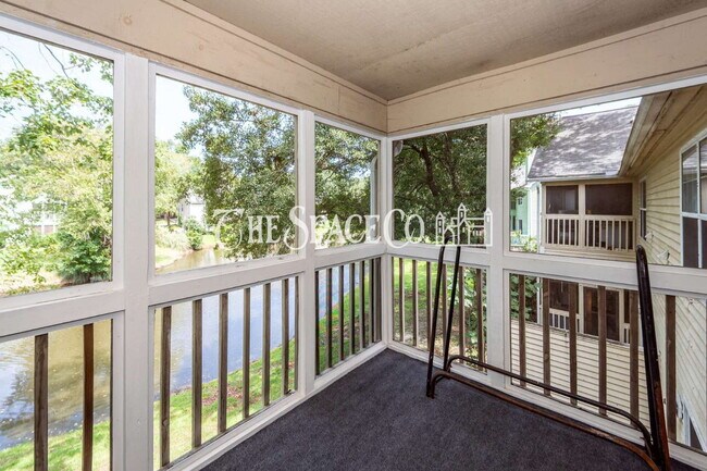 Foto del edificio - 2020 Coldspring Dr