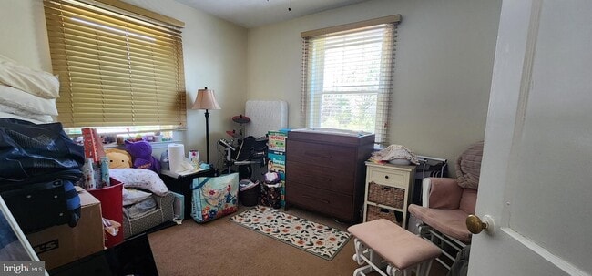 Building Photo - 5828 Biscayne Dr