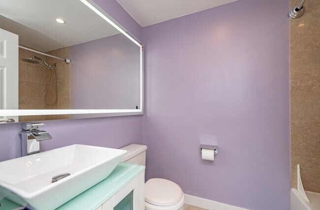 Building Photo - 48 8th St