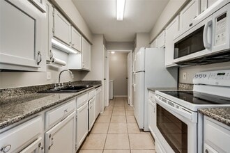 Building Photo - 8787 Brae Acres Rd