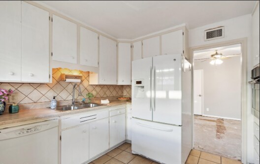 Foto del edificio - 3008 E 6th St