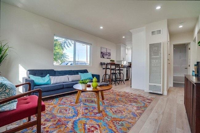 Foto del edificio - 2212 E 15th St