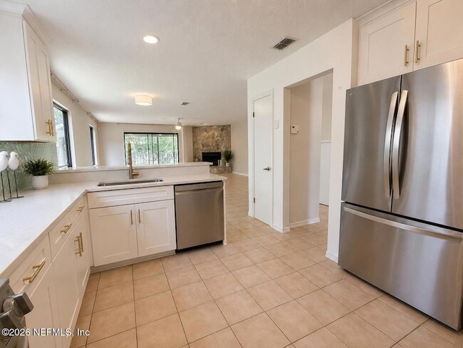 Building Photo - 1746 Ocean Grove Dr