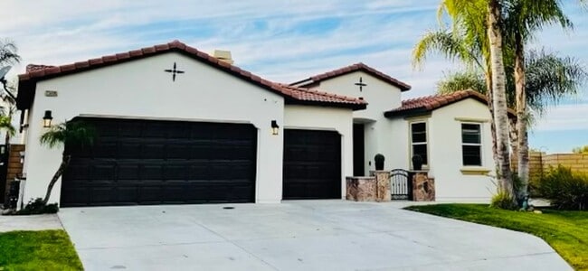 Building Photo - Coming Soon Single story 4 Bedroom Pool House for Rent in Wildomar