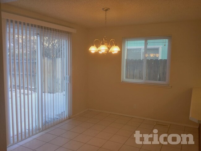 Building Photo - 2572 Wabash Cir