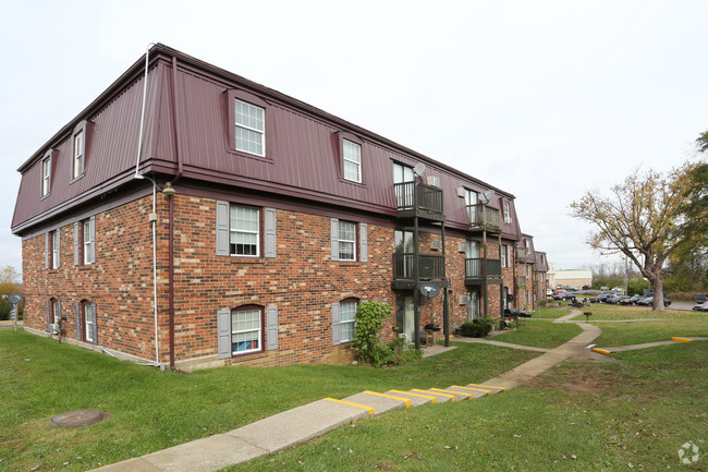 Building Photo - Summit Apartments