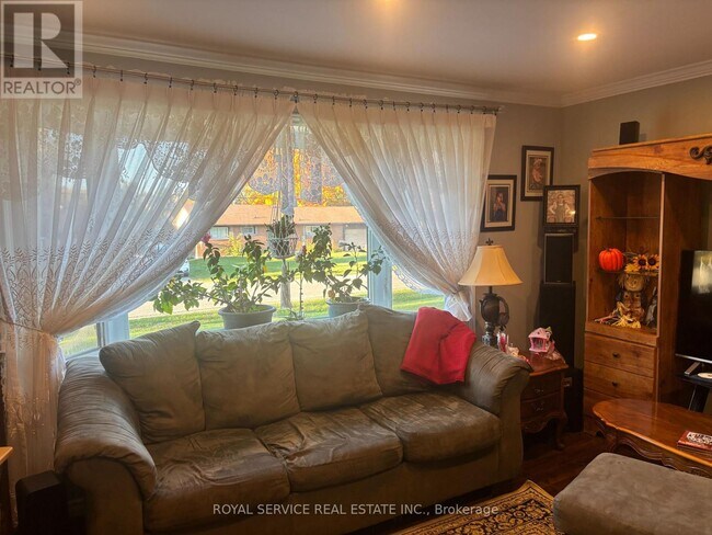 Photo du bâtiment - 5 Streamside Dr