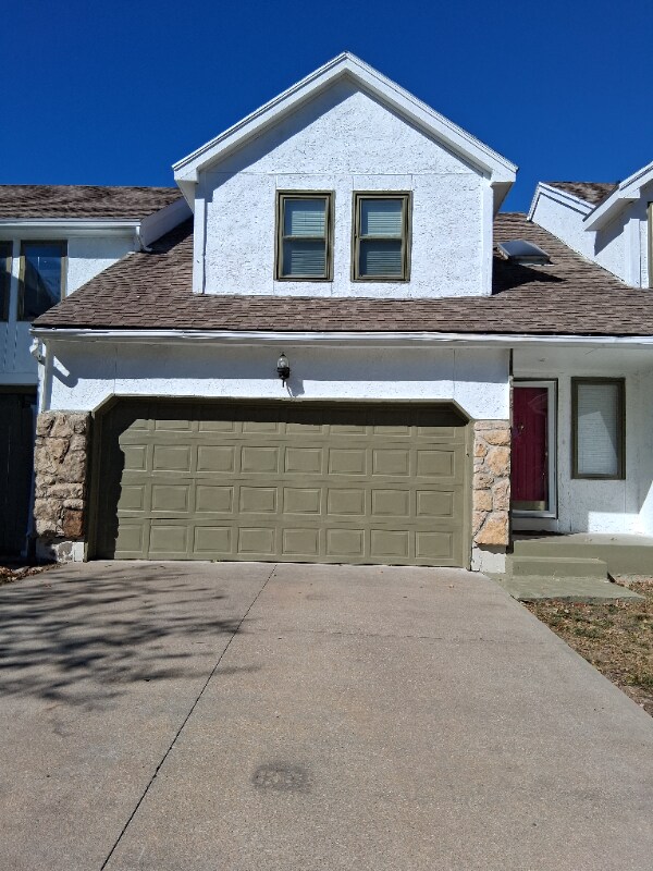 Foto principal - 10814 W 116th Terrace