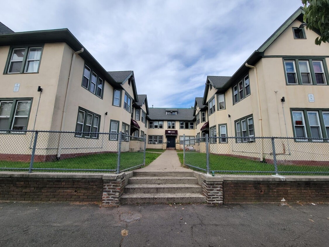 Foto principal - 270 Sherman Ave