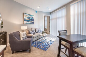 1 BR, 1 BA - The Boulevard - 683 SF - City Flats Apartments