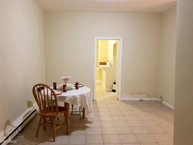 Foto del edificio - 231 W Tabor Rd