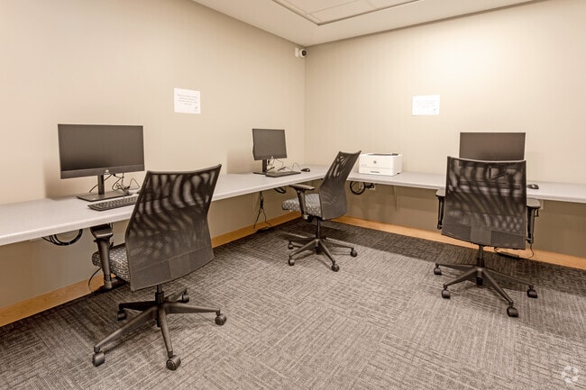 Sala de computadoras - Trail Pointe Ridge