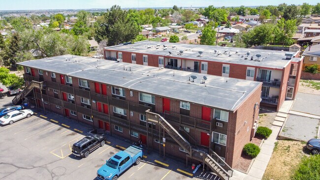 Foto del edificio - 8770 Galen Ct