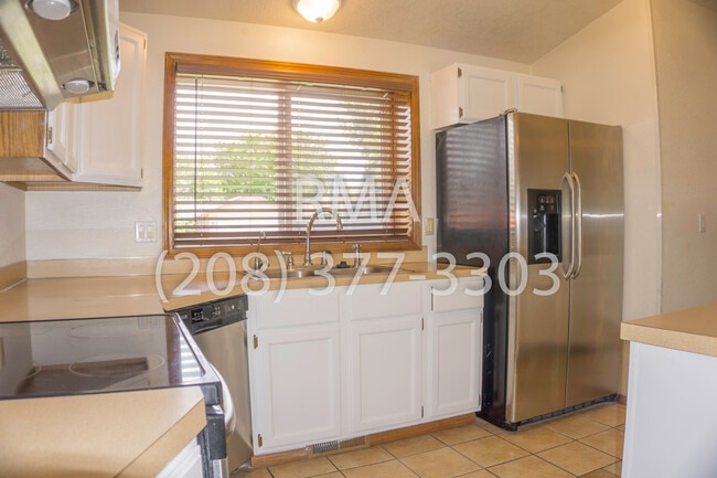 Building Photo - 4773 N Mirth Pl