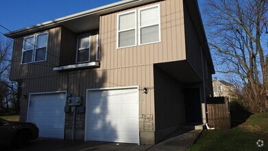 Building Photo - 620 N Hocker Ave