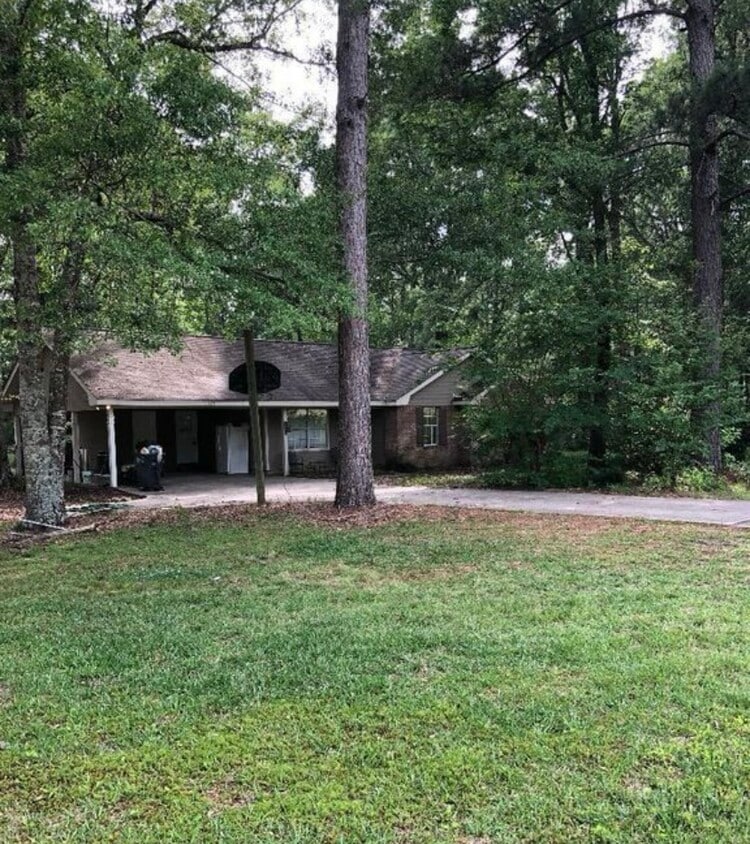 Primary Photo - 1027 Old River Rd