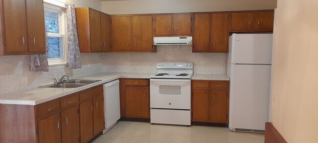 Foto del edificio - 5234 Donlyn Dr