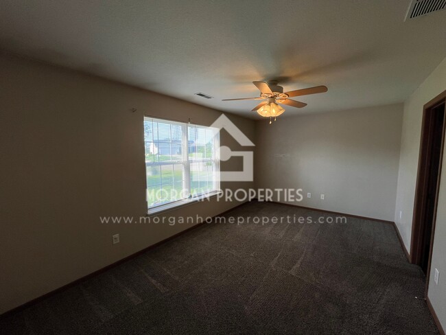 Foto del edificio - 1216 Wolf Run Ct